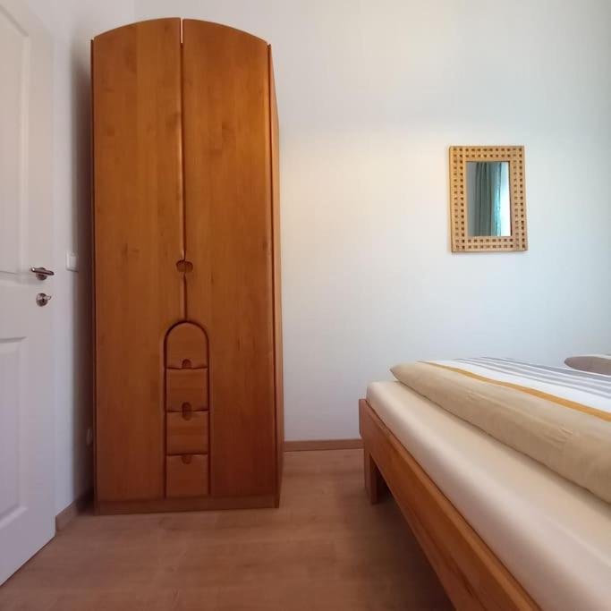 Altbauwohnung Neu Saniert - Fuer Familien Geeignet * Wenen